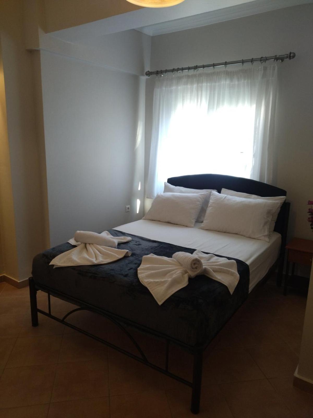 Athanasia Inn Vrasná Extérieur photo