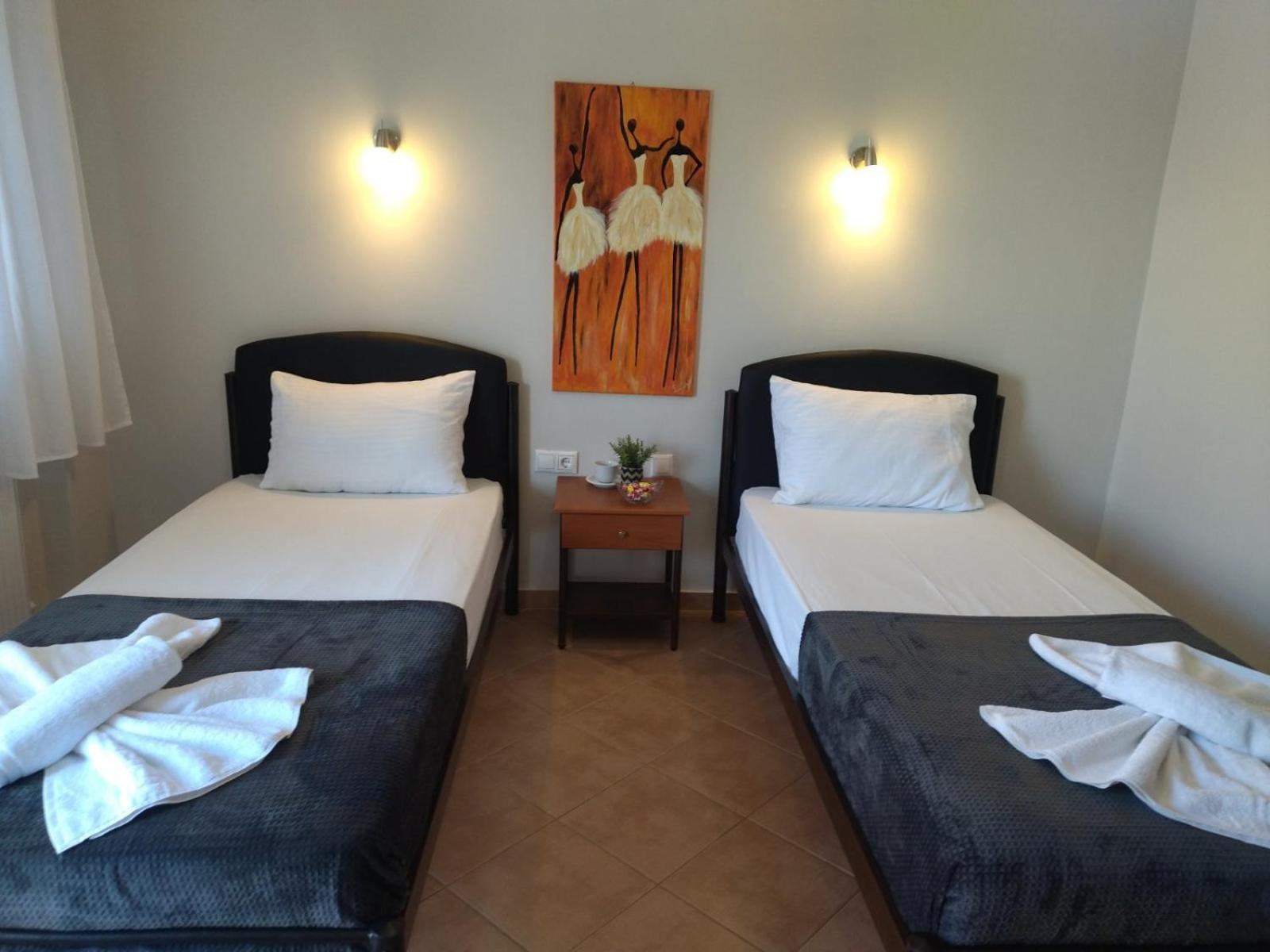 Athanasia Inn Vrasná Extérieur photo