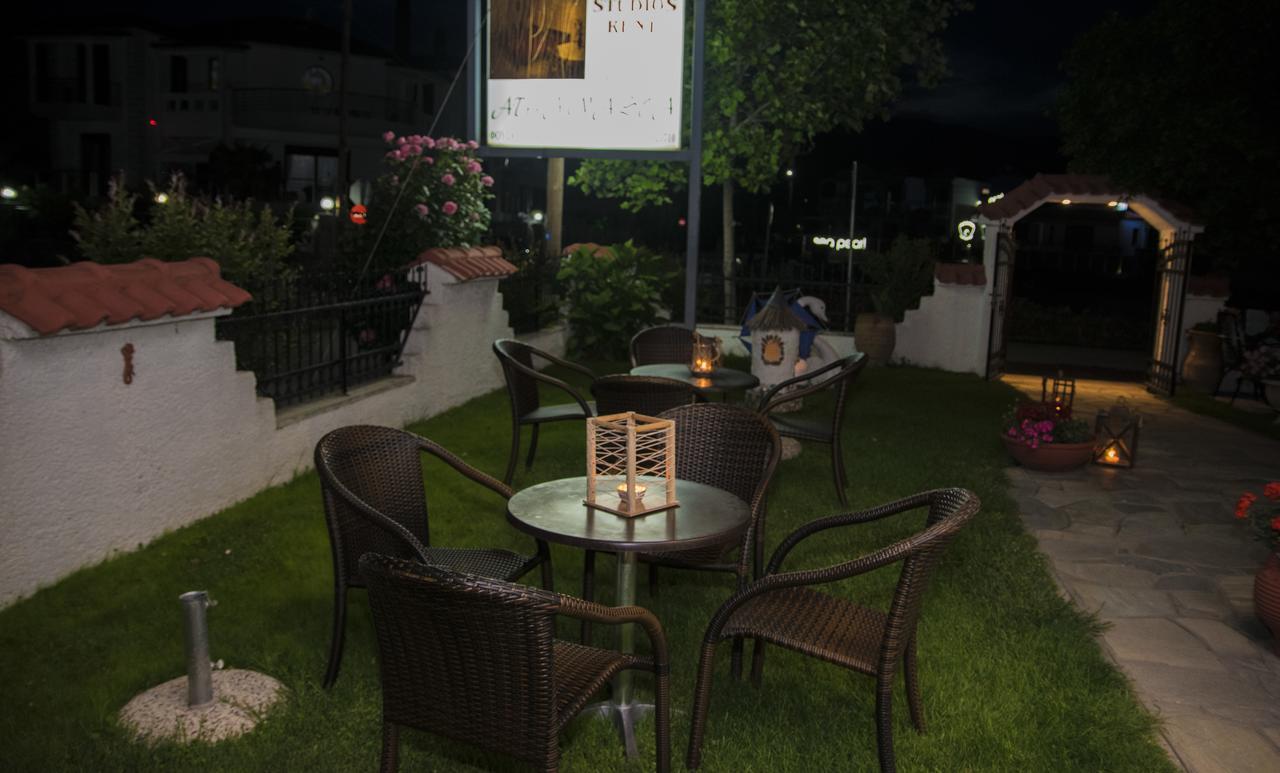 Athanasia Inn Vrasná Extérieur photo